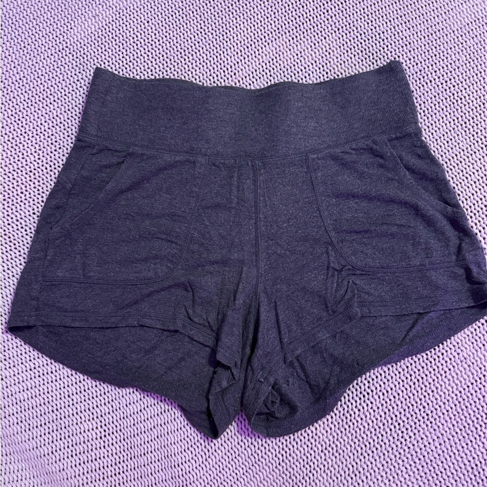 Active Life High-Waist Gray Knit Shorts
